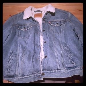 Levi's Sherpa Trucker Jacket - Light wash Size XL